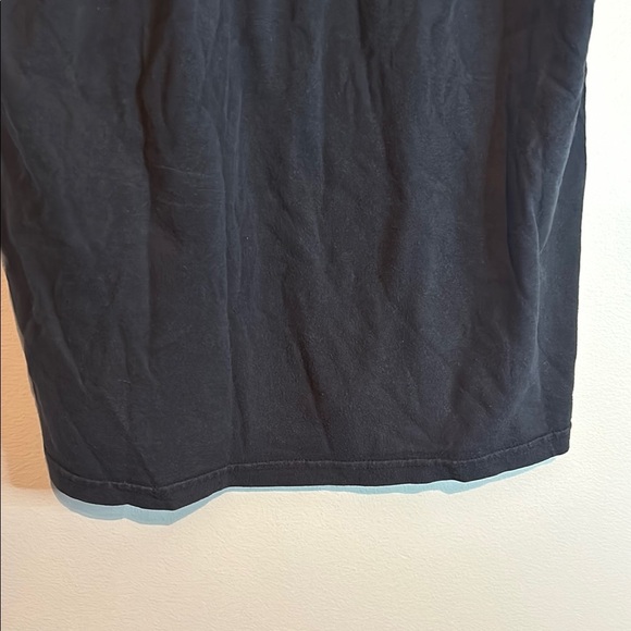 Black Short Sleeve Tee for Effortless Style - Picture 16 of 16